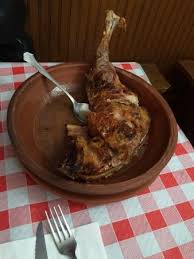 Casa antón es un pequeño restaurante especializado y que se dedica exclusivamente a una cosa: Casa Anton Picture Of Asador Casa Anton Lerma Tripadvisor