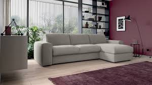 Dodatkowe nóżki zostały sprytnie ukryte w suwakach znajdujących się pod poduszką oraz z tyłu oparcia. Spike Corner Sofa Bed Or Linear With Soft Cushions