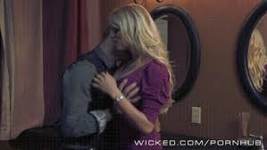 Stormy Daniels Sexy Kiss Porn Gif | Pornhub.com