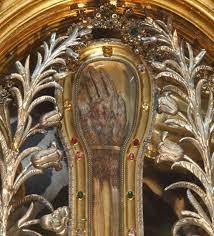 Isus din nazaret sau iisus hristos, christos sau cristos (în aramaică ישוע, ieșua, în ebraică יֵשׁוּעַ‎, ieșua arhaic iehoșua, grecizat ἰησοῦς, iesous, latinizat iesus; Iubim Ortodoxia Mana Sfintei Maria Magdalena CaldÄƒ Si Vie Si DupÄƒ 2000 De Ani Mana Sfintei Maria Magdalena A RÄƒmas NeschimbatÄƒ Dincolo De Legile Fizice Este Vie È™i Transmite Har