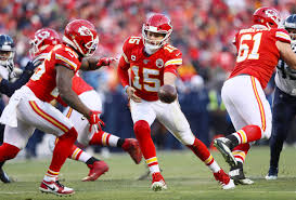 All the football fixtures, latest results & live scores for all leagues and competitions on bbc sport, including the premier league, championship, scottish premiership & more. Faszination American Football Darum Begeistert Der Super Bowl