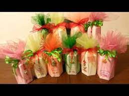 This guide shows you how to gift wrap a circular objectwatch this and other related films here: Wrapping With Tissue Paper And Tulle Fabric Youtube Gift Wrapping Candles Christmas Jar Gifts Diy Candle Gift