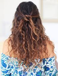 9 Easy On The Go Hairstyles For Naturally Curly Hair Curly Hair Styles Naturally Curly Hair Styles Natural Hair Styles