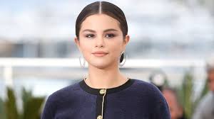 #selenagomez #selenagomezstyle #celebrity #fashion #clothing #closet #celebrityfashion. Selena Gomez Shades Justin Bieber After Clean Slate Breakup Stylecaster