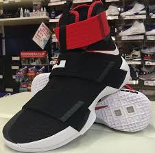 Make like king james in a pair of nike lebron soldier shoes. Red Nike Lebron Lebron James Shoes
