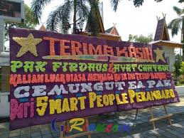 Bersyukur atas segala nikmat yang telah allah swt berikan kepada kita. Goriau Banjir Pekanbaru Makan Korban Firdaus Ayat Cahyadi Dapat Kiriman Papan Ucapan Terima Kasih Kalian Luar Biasa Dan Salam Cemungut Ea Pak