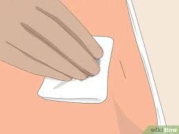 Pour éliminer une tache avec un détachant avant lavage, voici comment pour éviter qu'une tache ne s'incruste sur vos tissus, vous empêchant ainsi de la rattraper, il est important d'avoir les bons réflexes dès l'apparition de la tache ! 4 Manieres De Enlever Une Tache D Encre De Stylo D Un Tissu En Coton