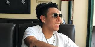 A la cama con Brian Sarmiento: La viral forma de dar las "buenas noches"  del jugador