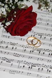 Canzone per 25 anni di matrimonio. Le Canzoni Piu Belle Per Il Ricevimento Di Nozze Matrimonio Magazine