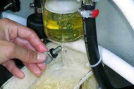 Comment Enlever L Eau Dans Le Circuit D Essence D Un Moteur Voile Moteur