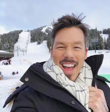 David Bromstad shares a family photo