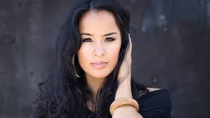 Courtney Reed's Instagram, Twitter & Facebook