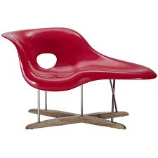 The eames la chaise was never sold during charles and ray's lifetime, as it proved too costly to produce; Eames La Chaise Reproduction The Modern Source