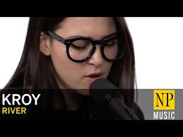 Kroy performing her single 'River'