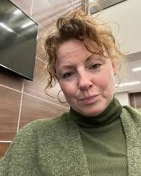 Heather Baumbach's Instagram, Twitter & Facebook