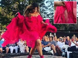 Carola reyna , an argentine actress and carola häggkvist , also known as just carola, swedish singer, winner of the 1991 eurovision song. Yeah Yeah Fire Carola S Hot Pink Dress Catches Alight In The Middle Of Live Performance
