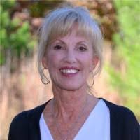 Paula Bender's Instagram, Twitter & Facebook