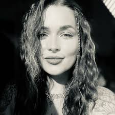 Elisa Storti (@elsetattoo)