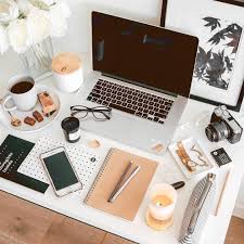 как найти работу в интернете на дому без вложений College Discover 6 Tips Para Crear Una Productiva Y Divertida Rutina Diaria En Casa Mujer De 10 Tips Para U In 2020 Study Room Decor Workspace Inspiration Work Space