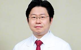 Improving Molecular Testing in Lung Cancer: What We Learned From the IASLC  Global Survey