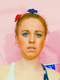 Elli White's Instagram, Twitter & Facebook