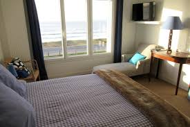 Trouvez votre maisons d'hôtes en france parmi les propriétés sélectionnées par charme & traditions. Bed And Breakfast Chambre D Hotes La Dune Saint Michel Chef Chef France Booking Com