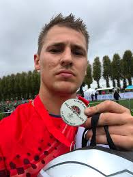 Mantas Garnelis is fundraising for The King's Trust