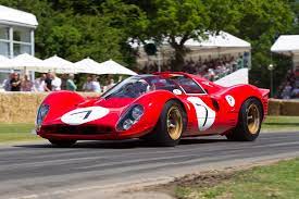 Une voiture de course construite en 1967 pour les épreuves d'endurance : 1967 Ferrari 330 P4 Chassis 0856 Ultimatecarpage Com