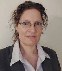 Esther Maes's Instagram, Twitter & Facebook