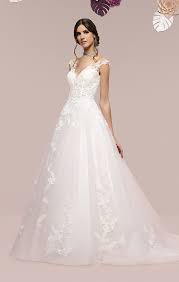 Nous avons sélectionné pour vous les meilleurs marques et créateurs de robes de lors de la cérémonie du mariage, la mariée est au centre de l'attention : Robe De Mariee 2021 Couture Nuptiale Boutique Robe De Mariee Paris Robe De Mariage