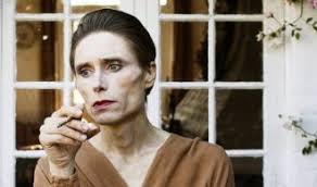 Quisiera que oyeran la canción que escucho cuando escribo esto, de Manuela  Espinal Solano