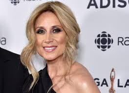 Qui est Lara Fabian ?