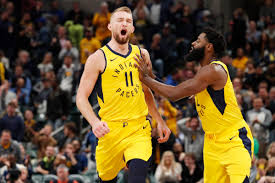 Donovan mitchell wins nba slam dunk contest with assist from kevin hart. Nba Highlights These 3 Poster Dunks Made Wednesday A Great Night Sbnation Com