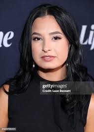 569 Hannah Terry Stock Photos, High-Res Pictures, and Images