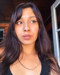 Elia Anderson's Instagram, Twitter & Facebook