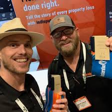 Great to see our Encircle socks getting some love at the Stellar Service  Brands 2024 Partner Summit — thanks for having us! 🧡 Shoutout to Peter  Holmes for capturing these fun moments