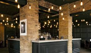 Vintage Light Bulbs Are Everywhere