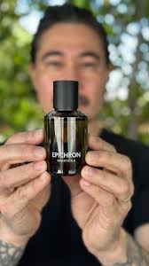 This all-natural line out of Berlin has such a wide variety of beautiful,  grounding fragrances. We highly recommend checking out @aprilaromatics, if  you haven't already 💚 Featured April Aromatics fragrances: Coco n'Amour