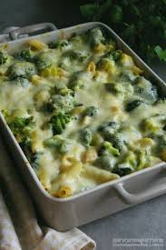 Pyszny Makaron Zapieczony Z Brokulami I Kurczakiem Pod Kremowym Sosem Z Ciagnaca Sie Mozzarella To Idealne Rozwiazanie Na Obiad Lub U Workout Food Food Cooking