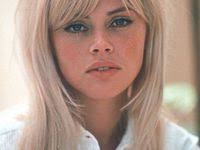 Actress, mother, farmor proud patron of @we_are_alex_tlc & @alzheimerssoc @cameo.com for latest news, click below. 68 Britt Ekland Ideen Britt Ekland Schauspieler Innen Haarschonheit