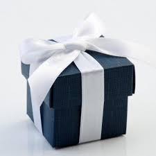 Boite A Dragees Carree Bleu Marine Par 10 Les Couleurs Du Mariage Mariage Et Reception Boite Dragees Souvenirs De Mariage Uniques Dragees