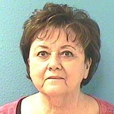 Police search for missing Phoenix woman, 81