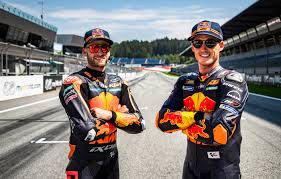 Maybe you would like to learn more about one of these? Aus Der Motogp Perspektive Ktm Konsum De