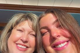 Amanda Mcmenemy's Instagram, Twitter & Facebook