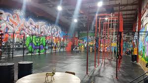 Kabelzüge, multistationen, smith machines oder single stations im angebot. Gym Wall Murals Illumination Wall Art Illumination Wall Art