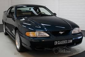 With such a massive number of them on the road, the demand for oem and aftermarket parts is huge. Ford Mustang Gt 5 0 V8 1994 Zum Kauf Bei Erclassics