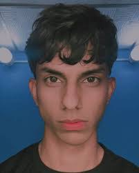 Richard Navas's Instagram, Twitter & Facebook