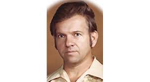 Renee Eckert's Instagram, Twitter & Facebook