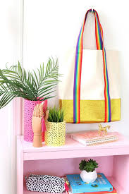 Whether you're traveling or at home, it will lie flat so you can see all of your makeup while you get ready and then cinch up for a stylish way to store all of your beauty products. 1001 Traumhafte Ideen Wie Sie Taschen Selber Nahen