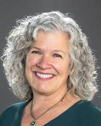 Laura Neece's Instagram, Twitter & Facebook